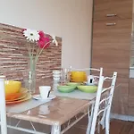 Glorija *